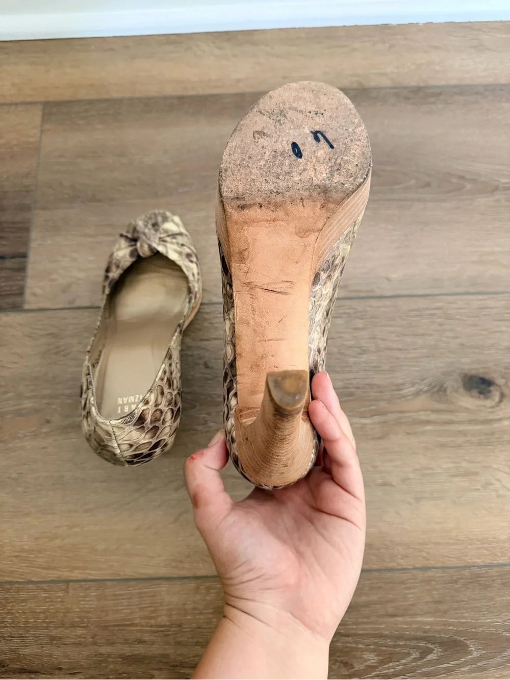 Stuart Weitzman Peep-Toe High Heels in Taupe Snakeskin